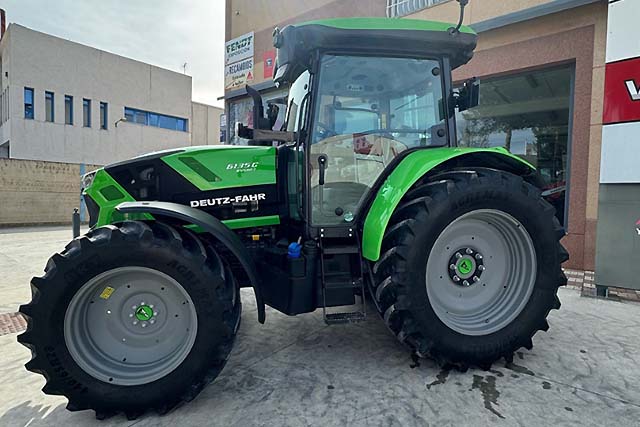 tractor Deutz Fahr